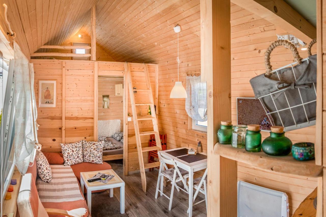 Tiny House Lavender Villa Podturen Dış mekan fotoğraf